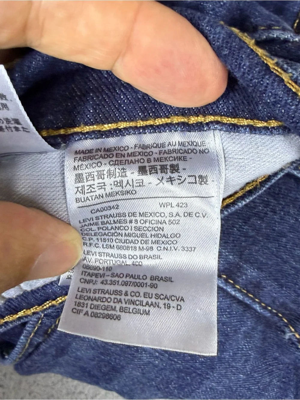 Vintage Levi's 505 Jeans Men's 34x30 Straight Leg Blue Denim Red Tab 1996